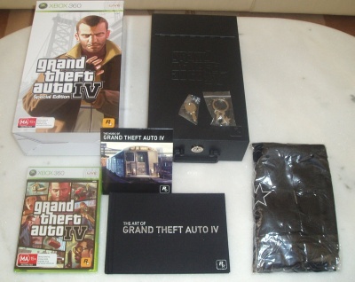 Grand Theft Auto IV - Special Edition contents
