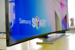 Samsung Curved UHD TV